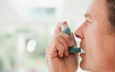 Inhalátor (spray) asztma kezelésére.